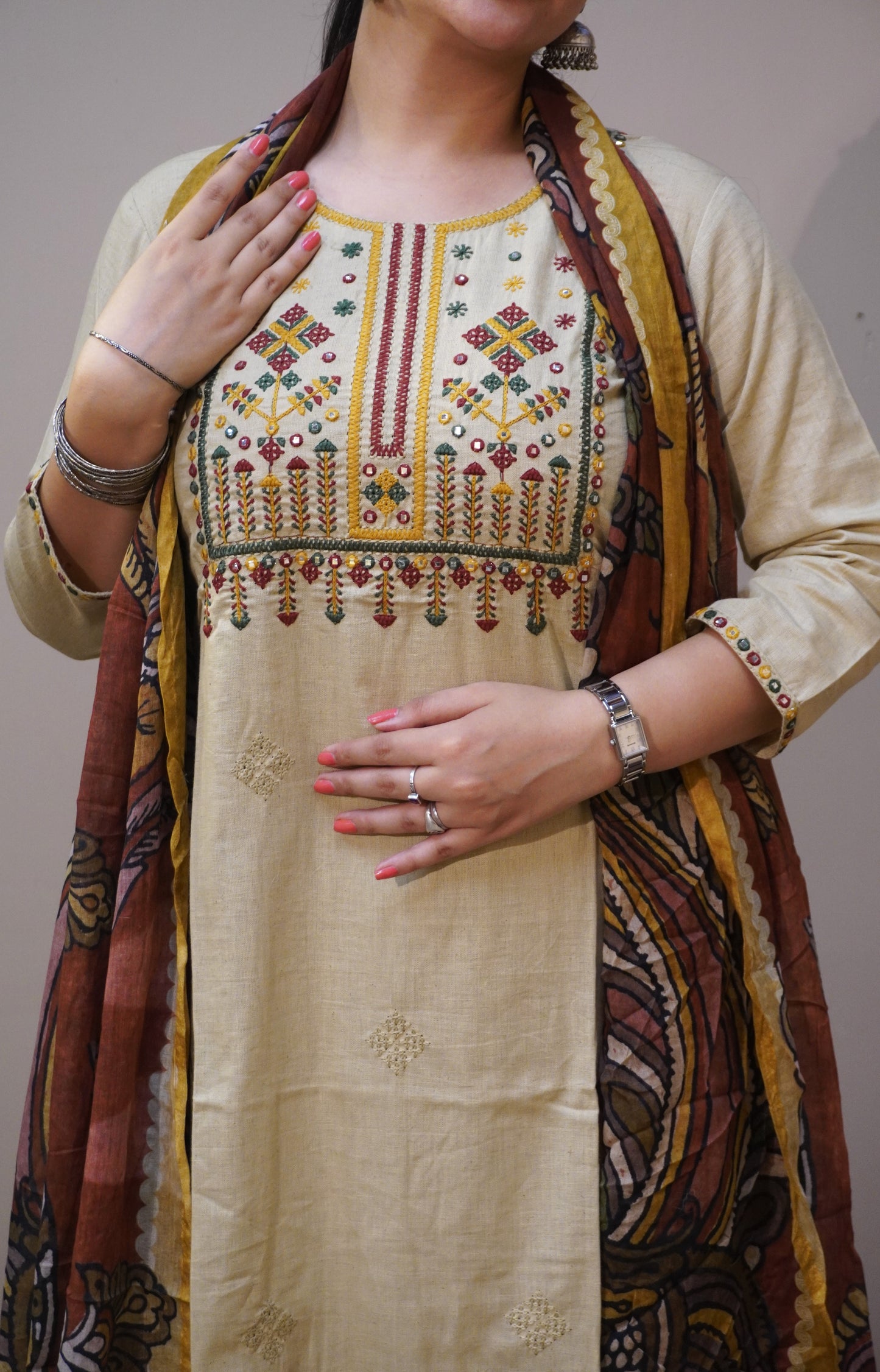 “Kesar Dhaga - Three piece suit set .